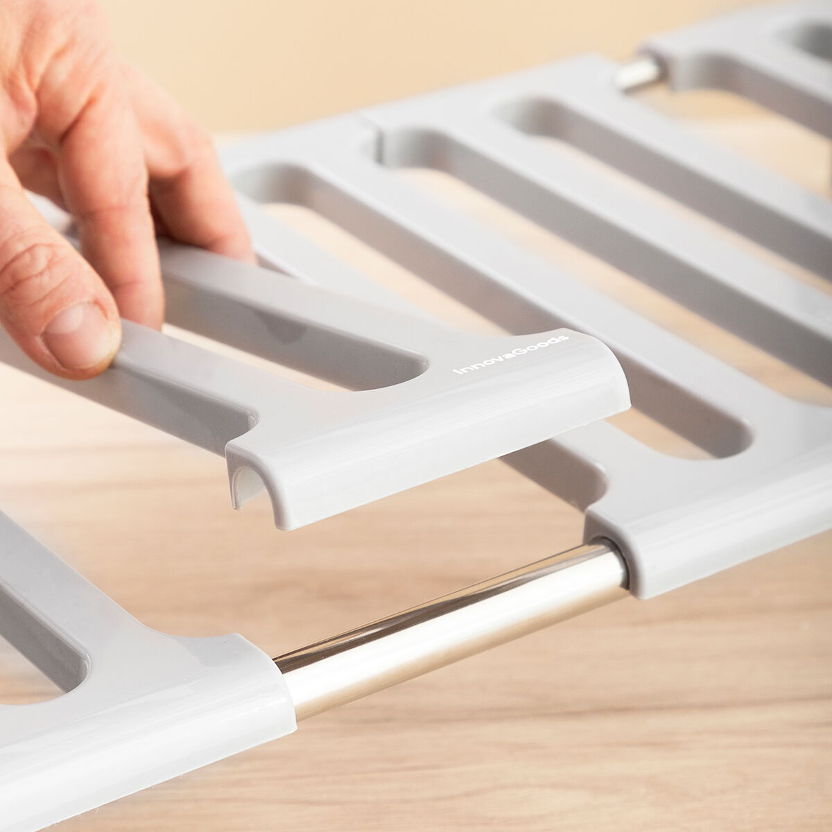 V11HC16A4B04BB2FAC21D09BC51C5CACA1E1R5256437P6