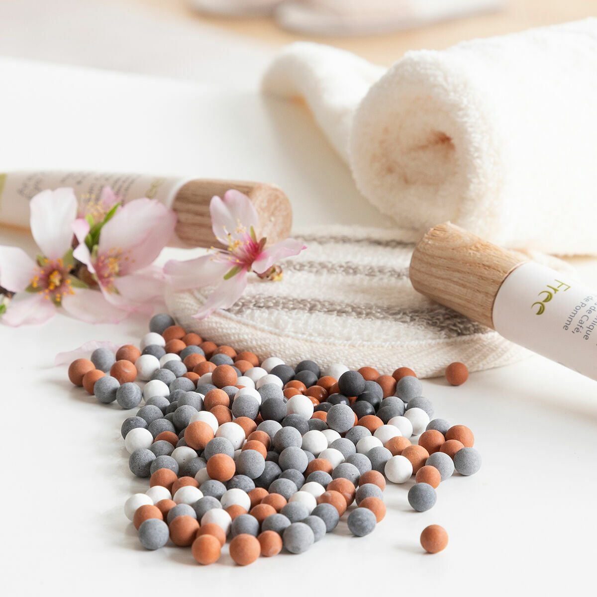 V7H8F285B73D55815E61F98CD04C791F0F6R5235060P7