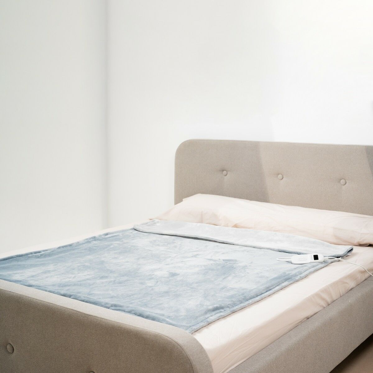 V7H63FEFB662A6C5002E90AD1C8730B4D8CR5235106P7